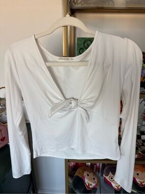 La Hearts White Long-Sleeve Tie-Front Top